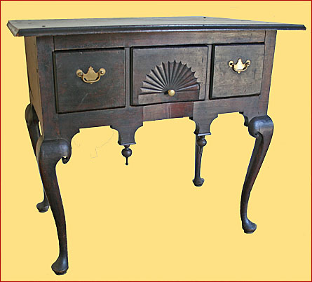 A Very Fine, Rare Queen Anne Cherry Dressing Table